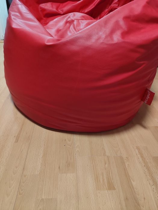 Pufa worek czerwona