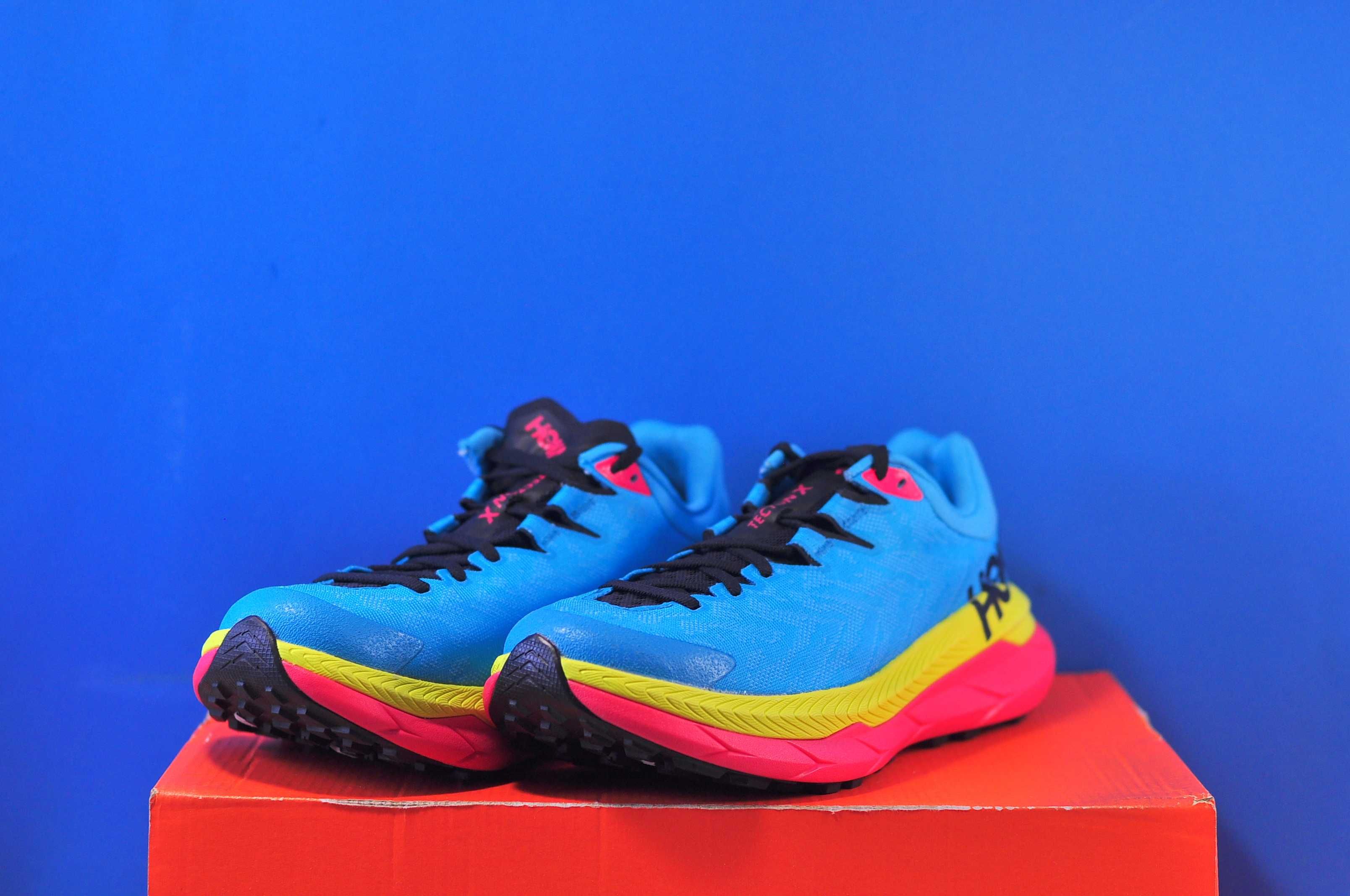 Кросівки Hoka One One Tecton X , One One Tecton X 2 Low Cherries