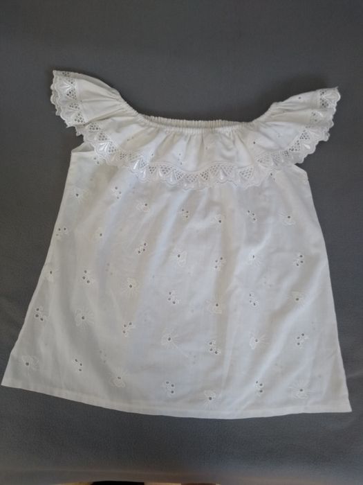 Bluzeczka haftowana.