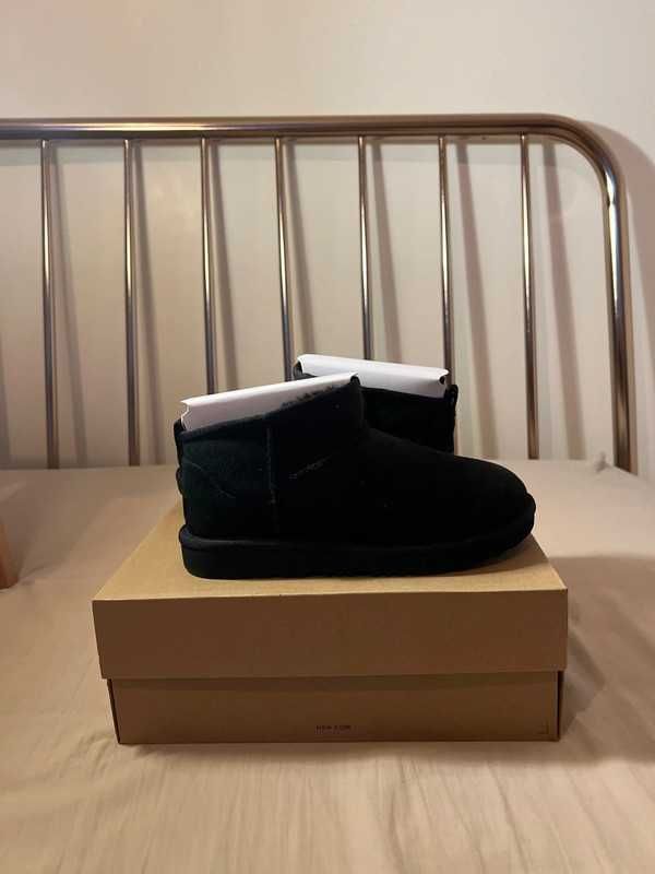 UGG Classic ultra mini boot black R.39