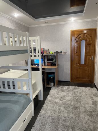 Продам 3х кімнатну квартиру з ремонтом меблями та технікою