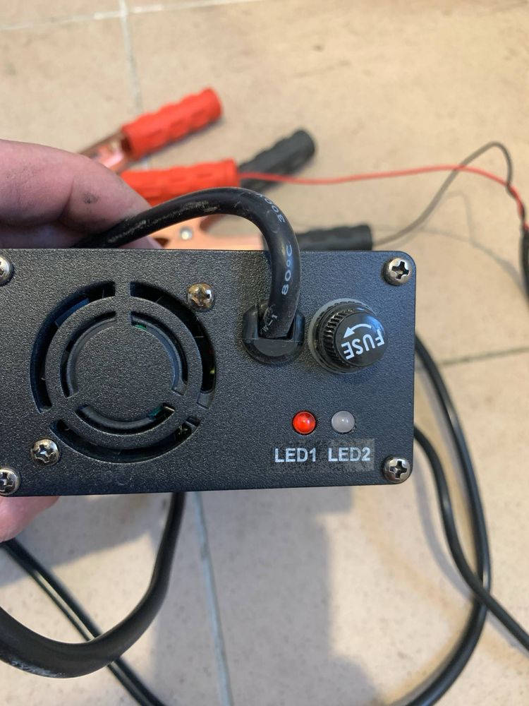 Ładowarka Lifepo4 48V 10A