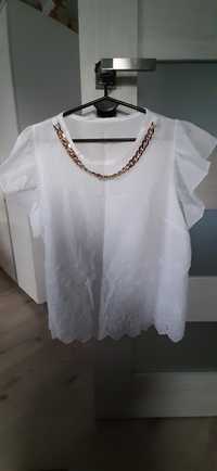Nowa biała włoska bluzeczka z haftowanymi wzorami i łańcuszk