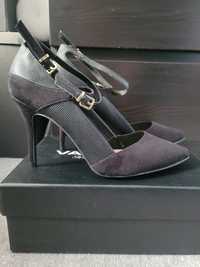 Czarne pantofle marki New Look rozm. 40