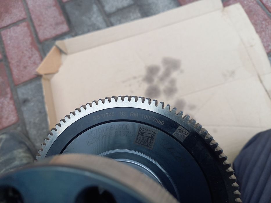 Колінвал mini bmw b47 2.0d  8570745