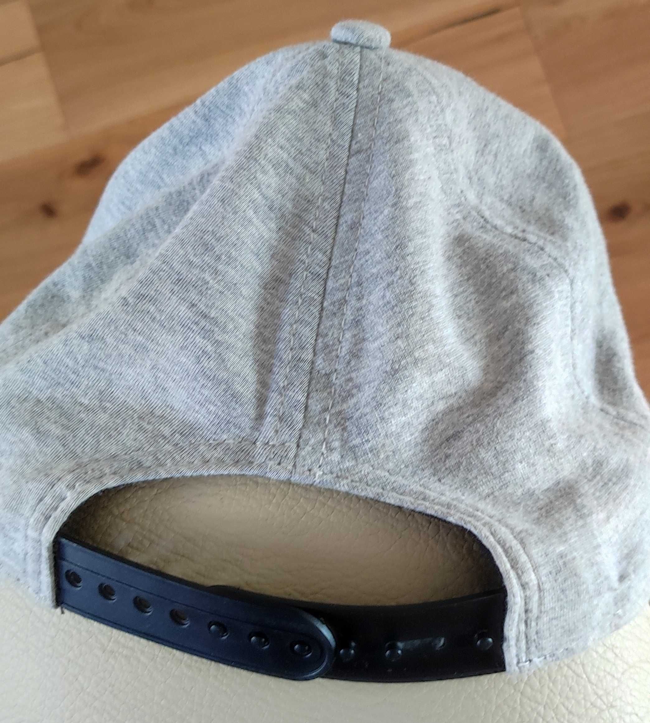 Czapka chłopięca 15 lat z daszkiem bejsbolówka siwa Reserved
