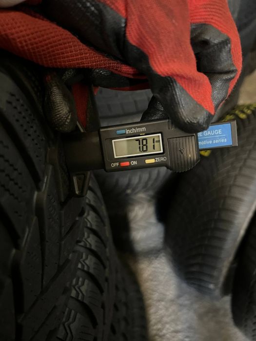 Автошини зимові DUNLOP 195/55/16 (4шт) Резина,Колеса,Гума,Скати,Шини