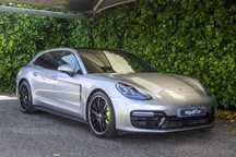 Porsche Panamera Sport Turismo 4 E-Hybrid