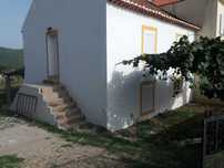 Arrenda-se Moradia T2 com terreno