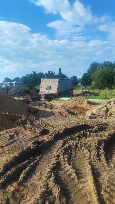 Transport oraz sprzedaż kruszyw, piachu, podbudowy itp.
