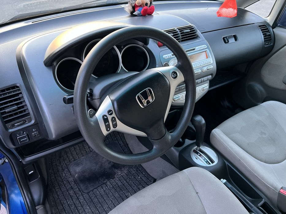 Honda Jass на АВТОМАТЕ 2006 год , газ /бенз