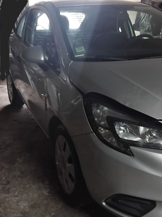 vendo Opel corsa E van 1.3 cdti 2017 nacional acidentado salvado