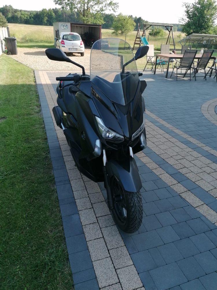 Yamaha X-Max 125cm