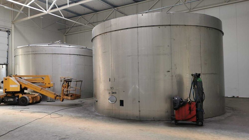 Zbiornik 150 000l ze stali kwasoodpornej AISI 316