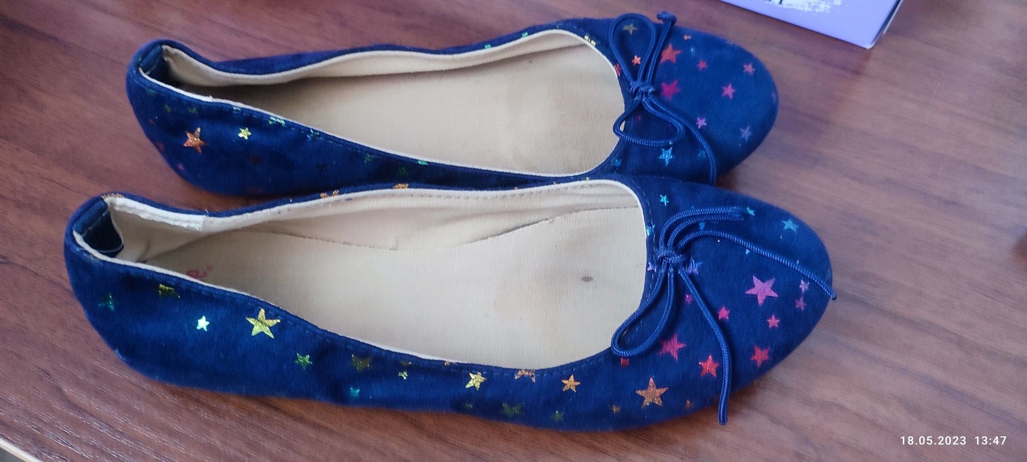 Балетки  туфлі для дівчинки Gymboree