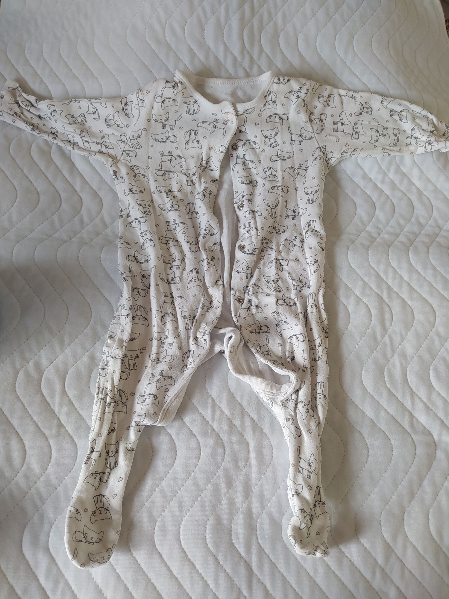 Vendo babygrow individualmente 3-6-9 meses