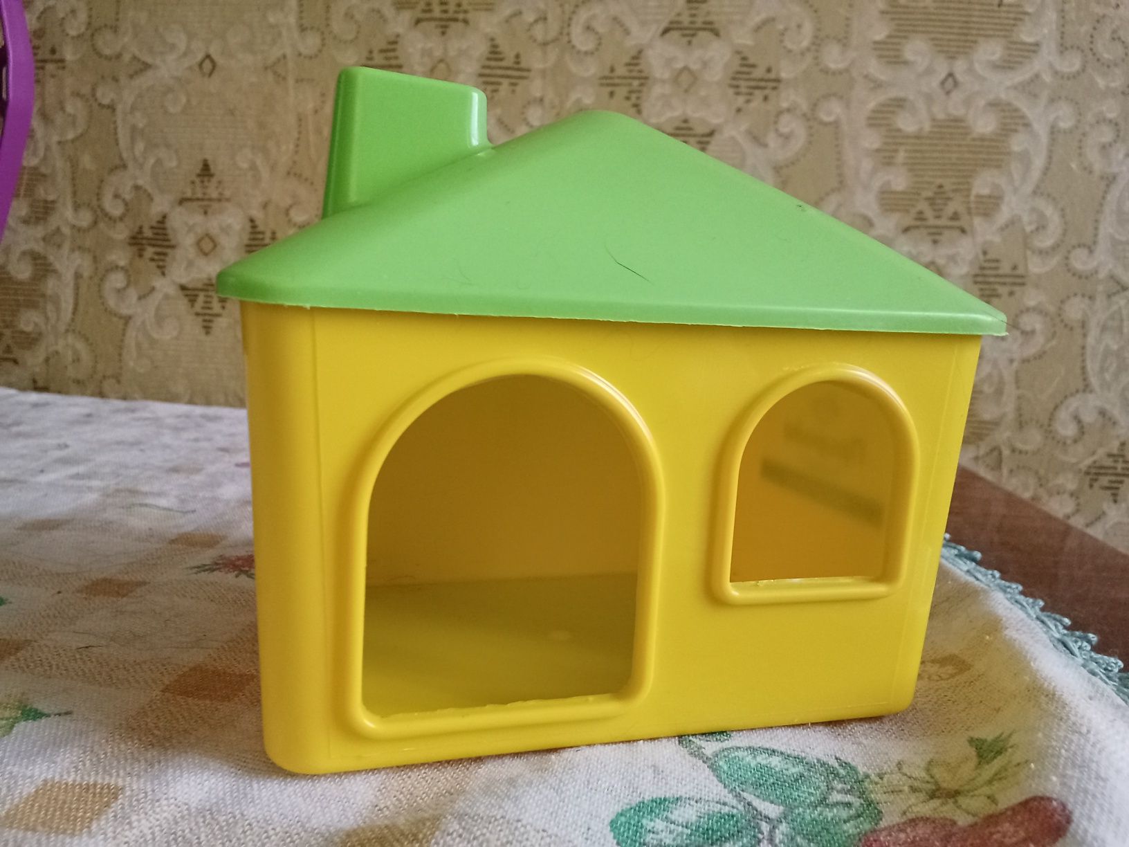 Продам домик для хомяка.