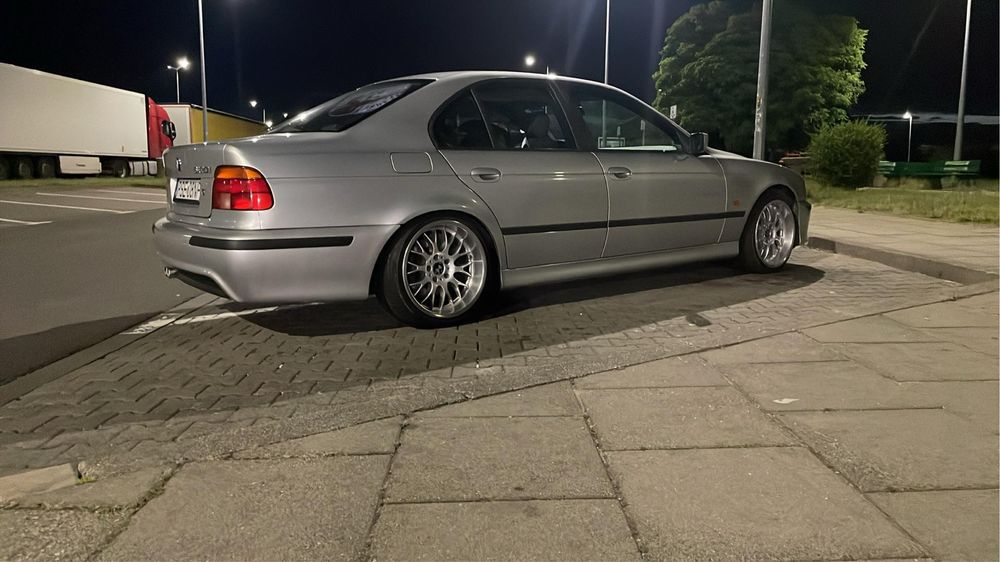Felgi BMW E39 Rondell 0058 18” z oponami – przód 8.5J, tył 10J