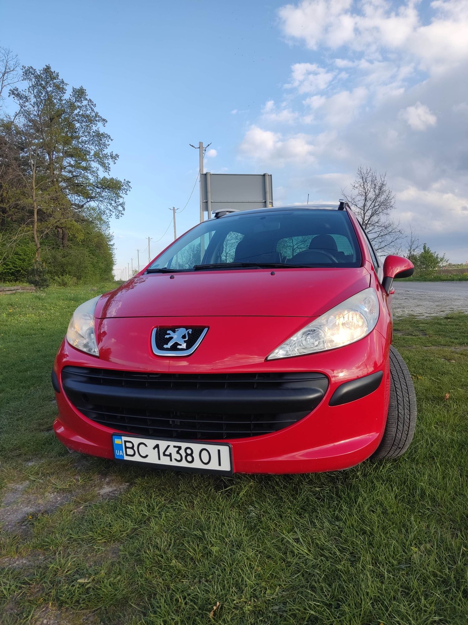 Peugeot 207 SW 1.4 бензин