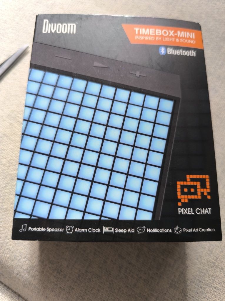 Divoom pixel art speaker