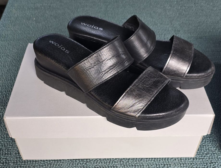 Klapki Wojas rozmiar 39