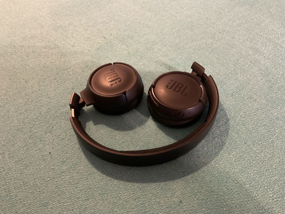 Auscultadores JBL TUNE500BT