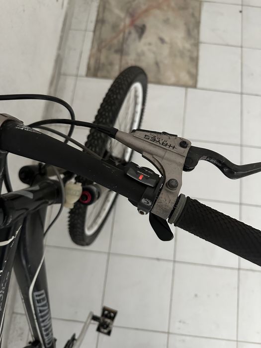 Bicicleta specialized roda 26 suspencão total