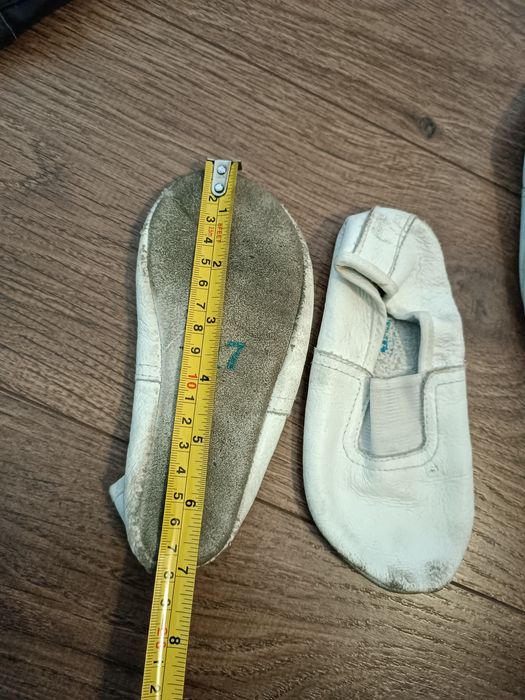 Чешки спортивные ,для танцев, выступления б.у.,стелька 17-22см