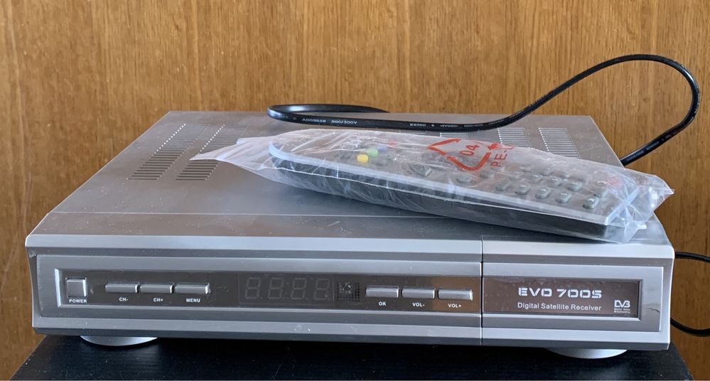 Ресивер Evolution EVO 7005 - як новий