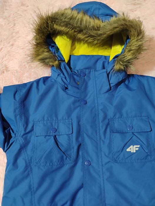 Kurtka zimowa 4F parka rozmiar 152 2 idealnym stanie