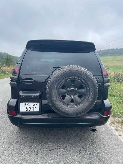 Toyota land cruiser prado