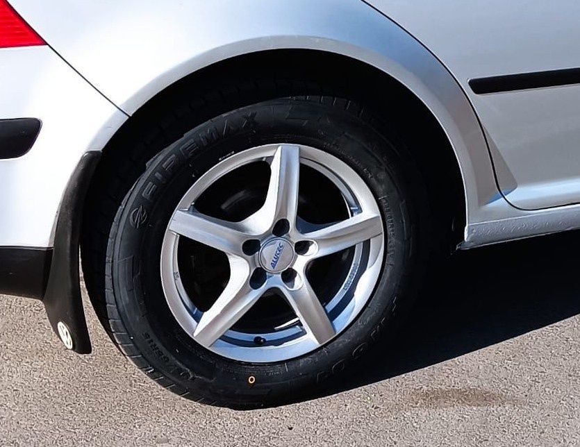 Alufelgi R15 5x100 + opony