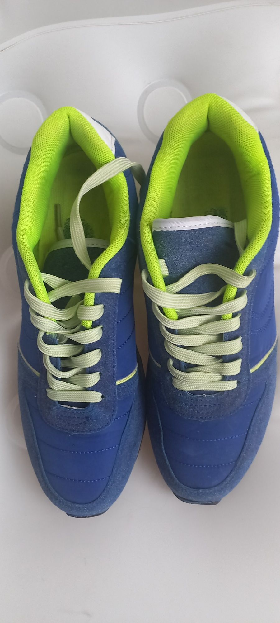 Buty benetton  rozmiar 39