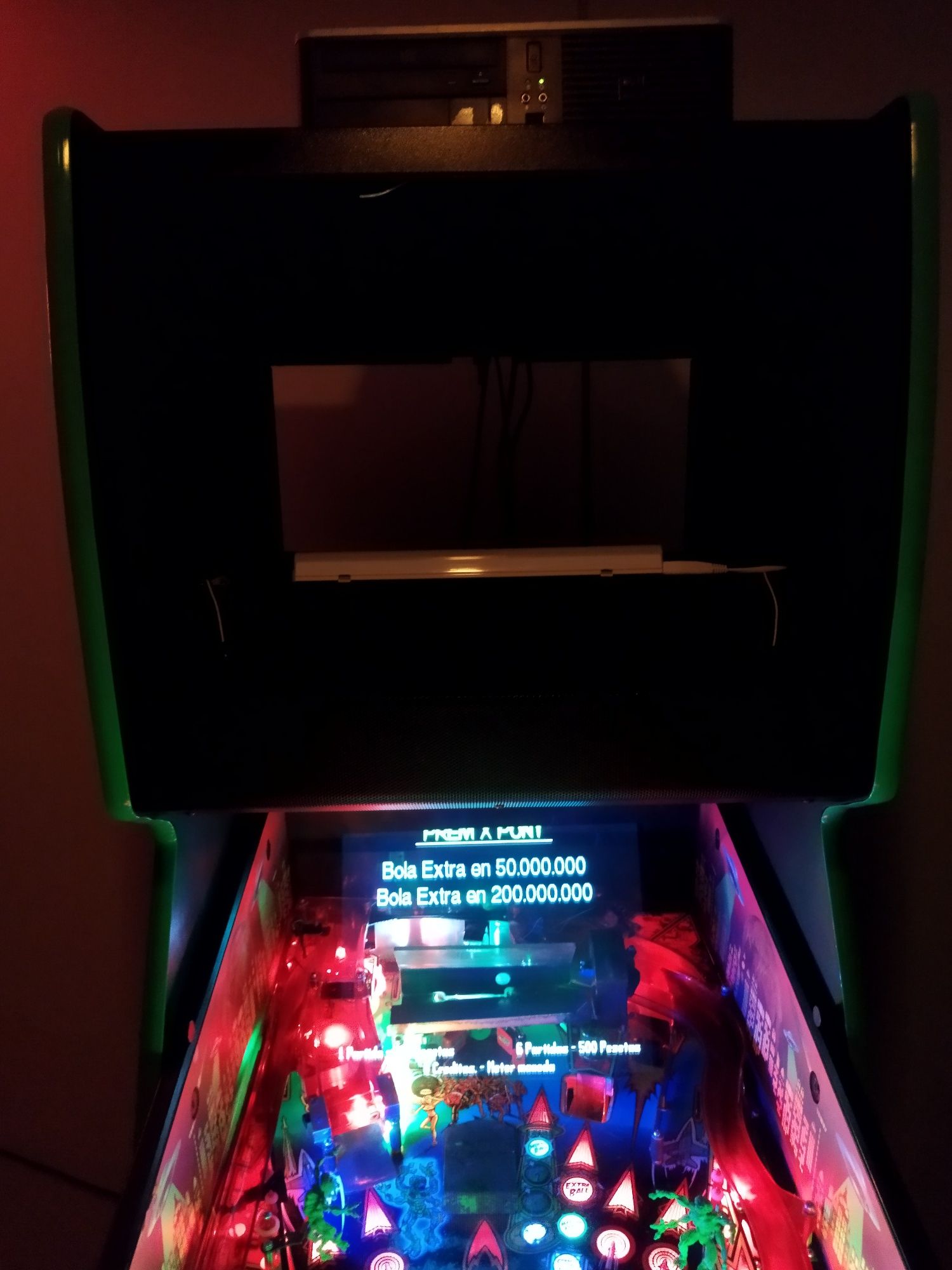 Flipper pinball computador Revenge from Mars e Starwars ep1 arcade
