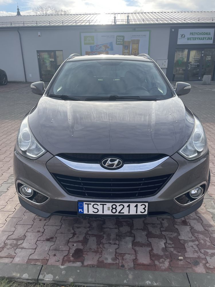 Hyundai ix35 , 2.0 CRDI  184 km ,4 WD