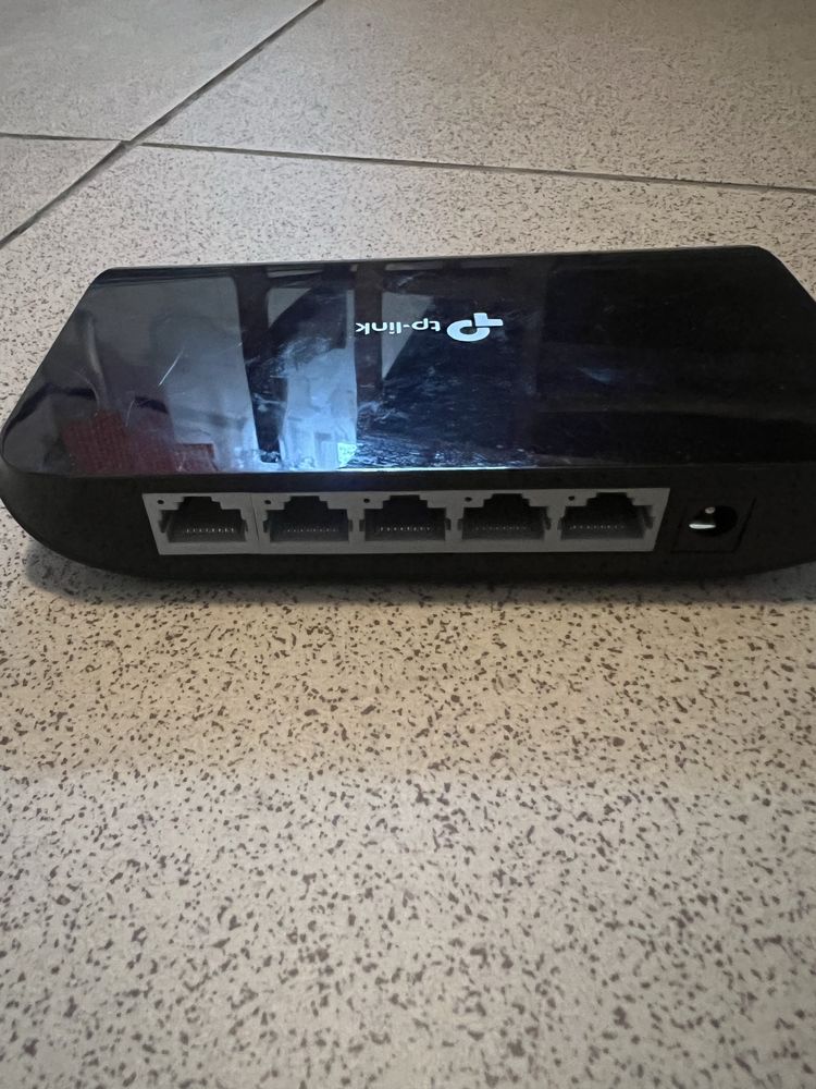 Switch tp-link tl-sg1005d