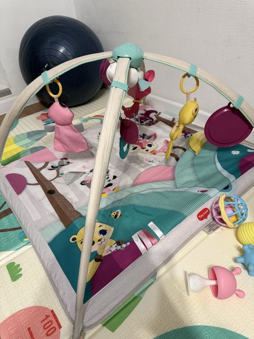 Розвиваючий килимок  tiny love