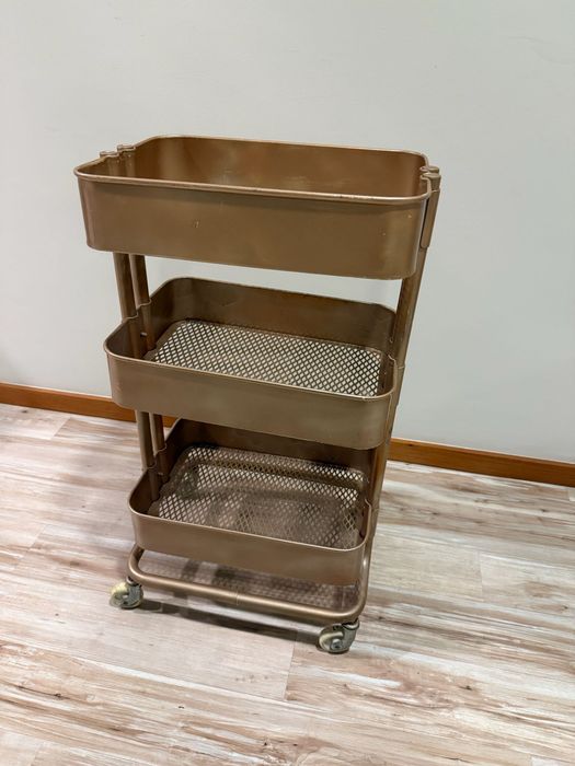 Carrinho IKEA dourado