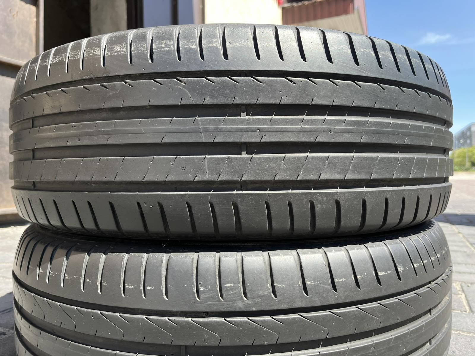 Резина 215/60 R16 Pirelli 4 летние шины