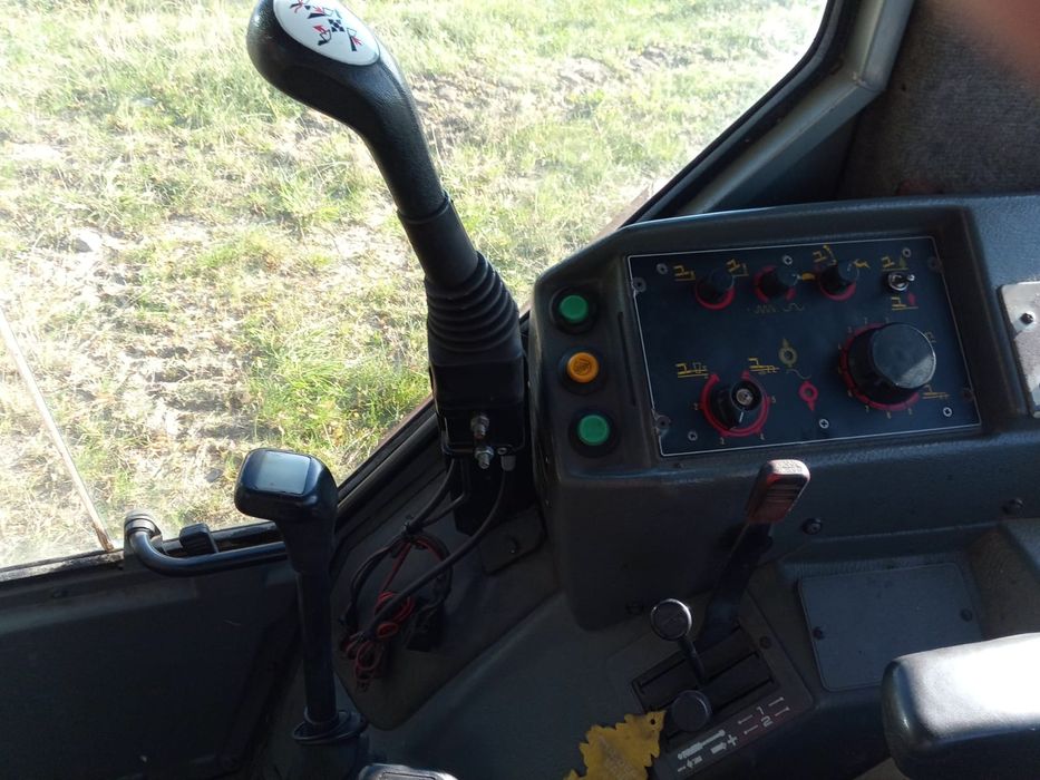 Sprzedam Ciągnik MF 3065