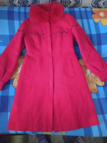 Жіноче пальто 42розмір
