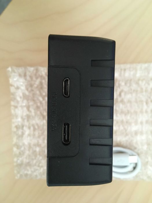 Carregador de pilhas recarregáveis USB com indicador led