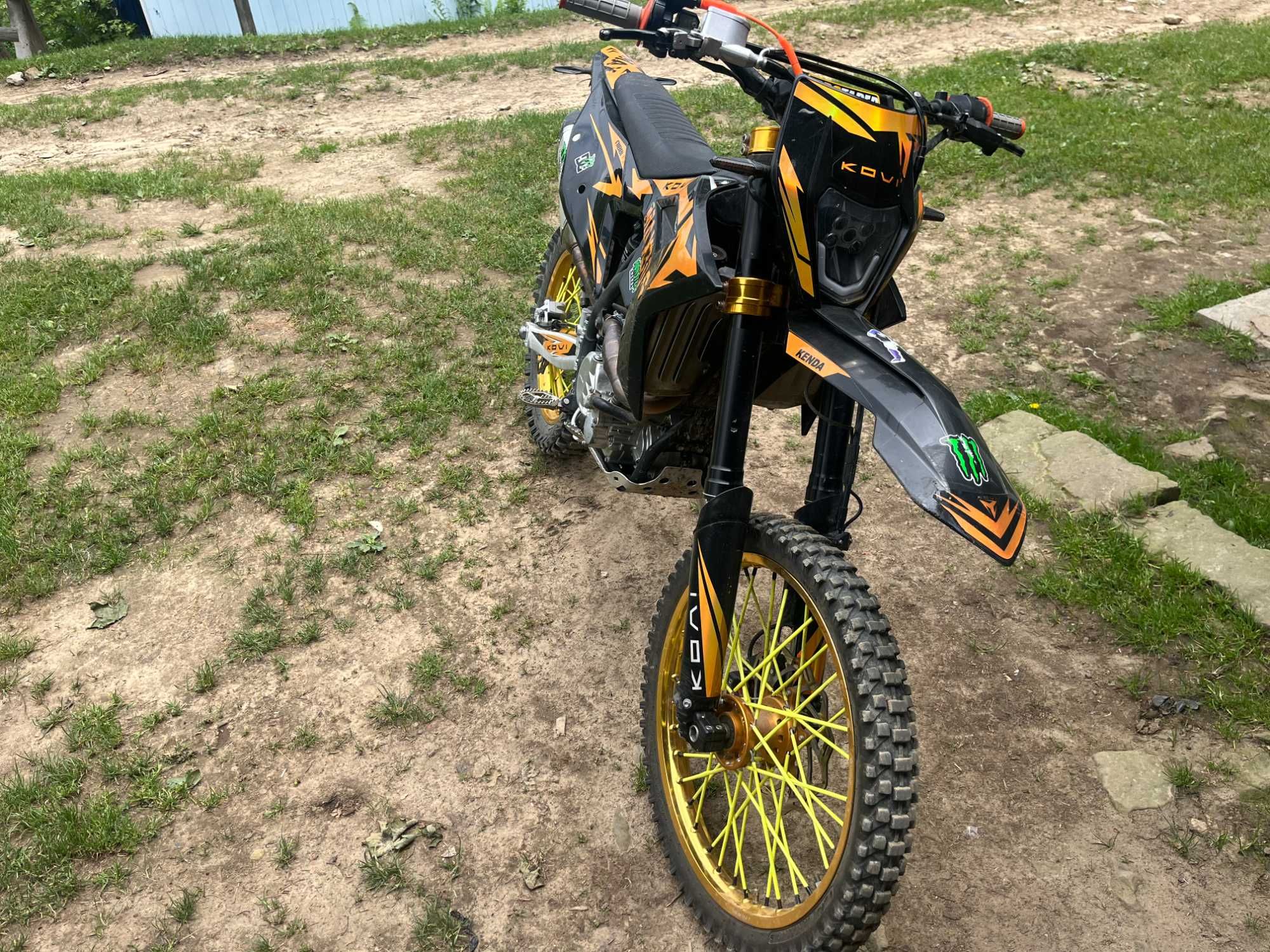 мотоцикл кові макс 300
