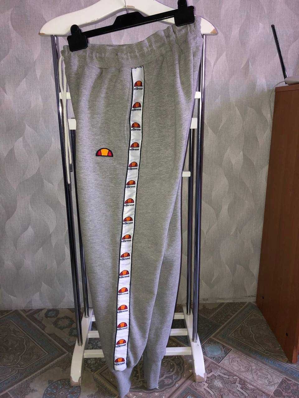 штаны Ellesse на лампасах