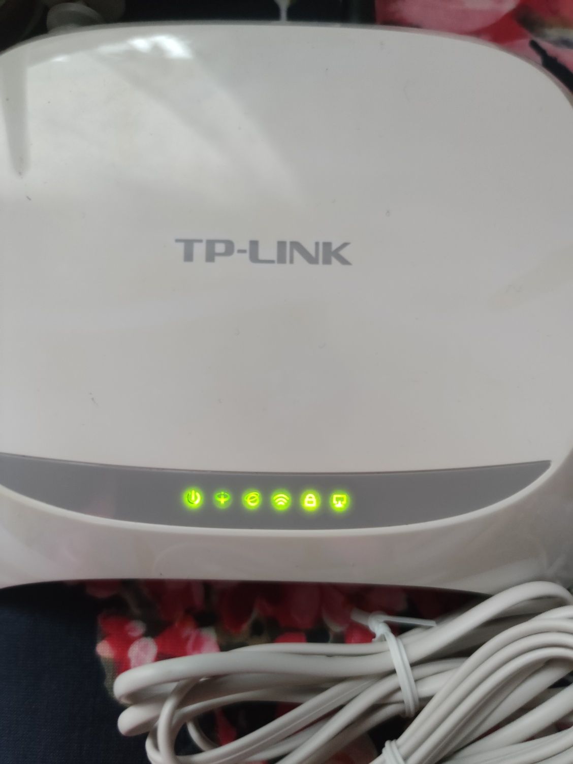 Маршрутизатор/роутер TP-Link TD-W8151N
1-портовий бездротовий маршрут