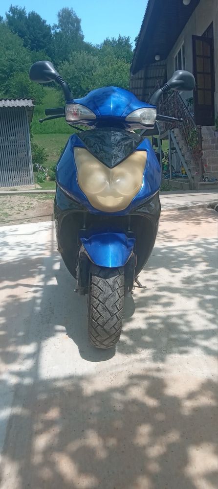 Продам скутер 150 кубовий