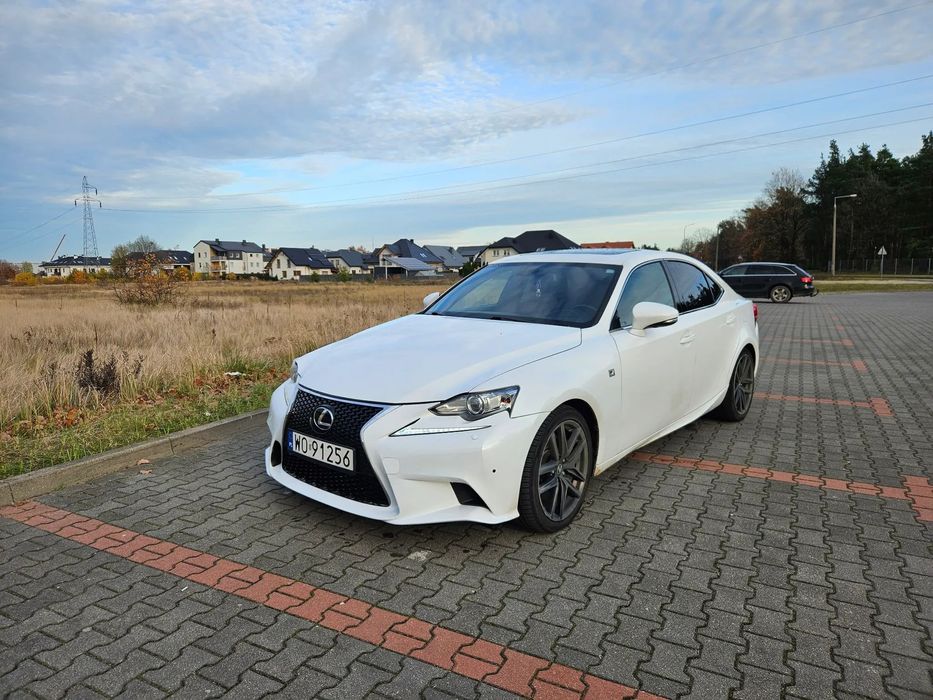 Lexus  Lexus IS 300 FSport 3.5 v6 255 km AWD