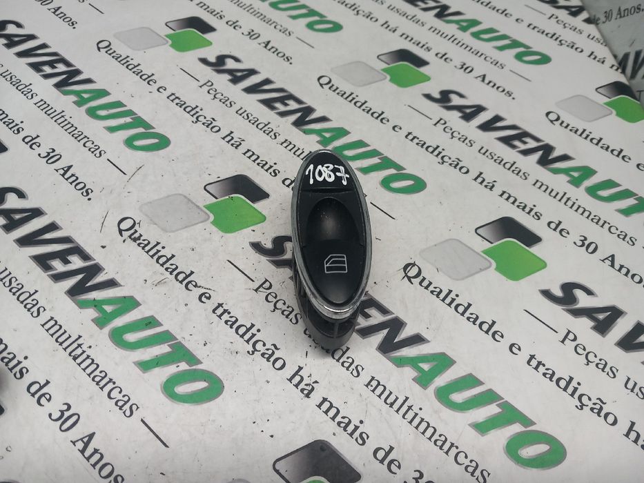 Comando / botão / interruptor vidros trás direito MERCEDES-BENZ CLS (C