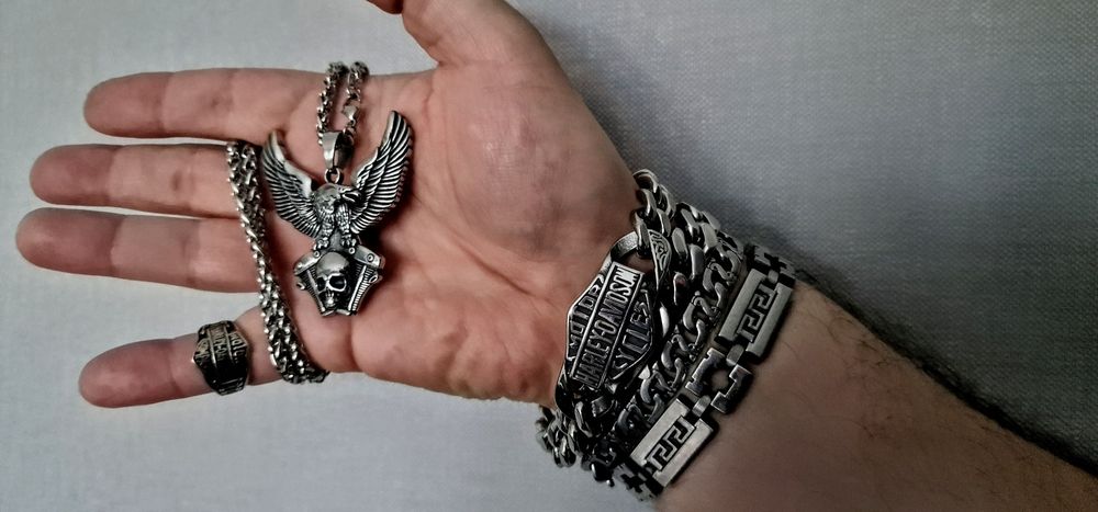 Atrakcyjny wisiorek zawieszka czaszka orzeł chopper motocyklowy Harley