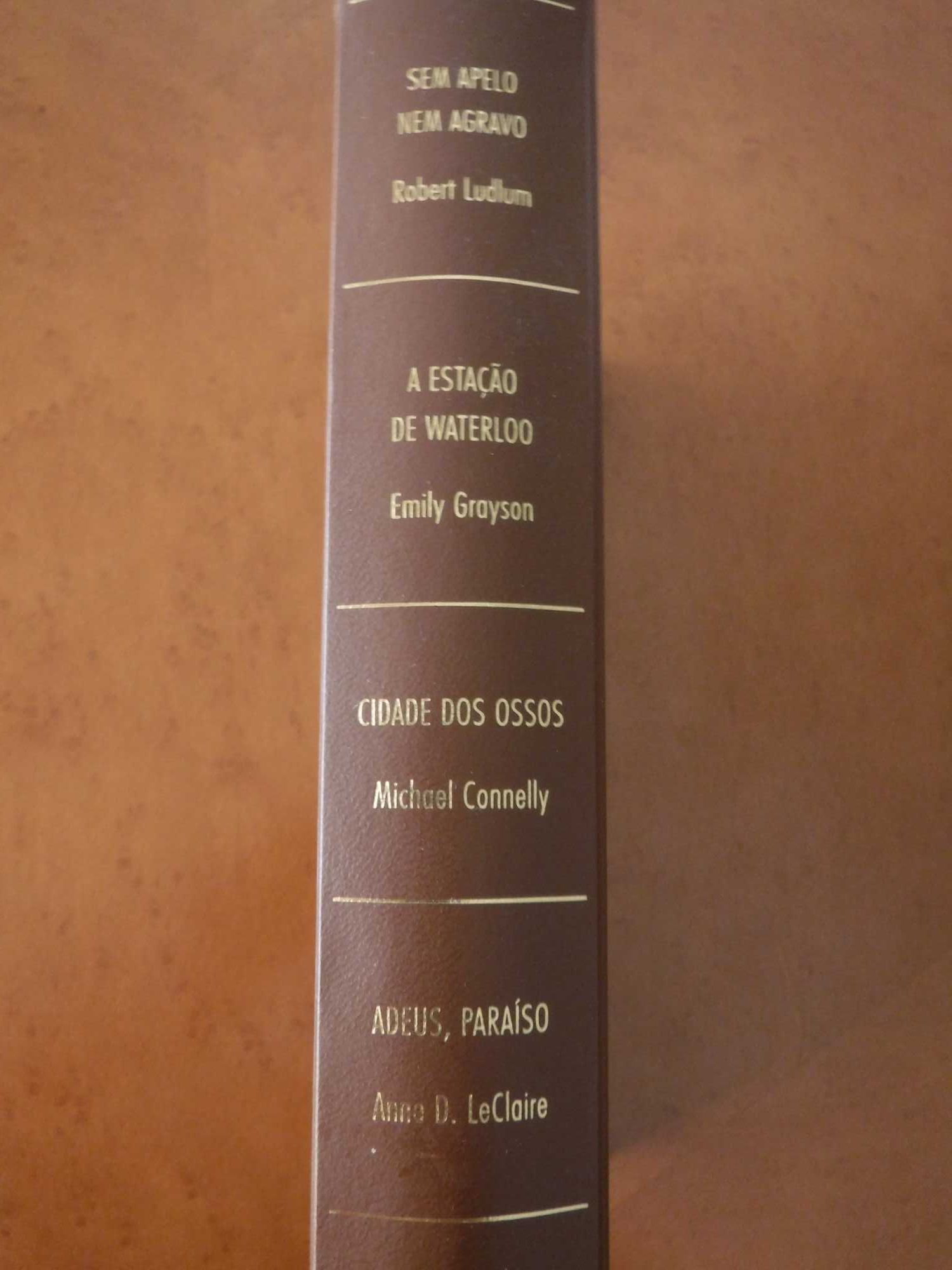 Sem apelo nem agravo; Cidade dos ossos -- Selecções do Reader´s Digest